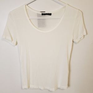 NWT Brandy Melville White Fitted Crop Top - Sold Out Online